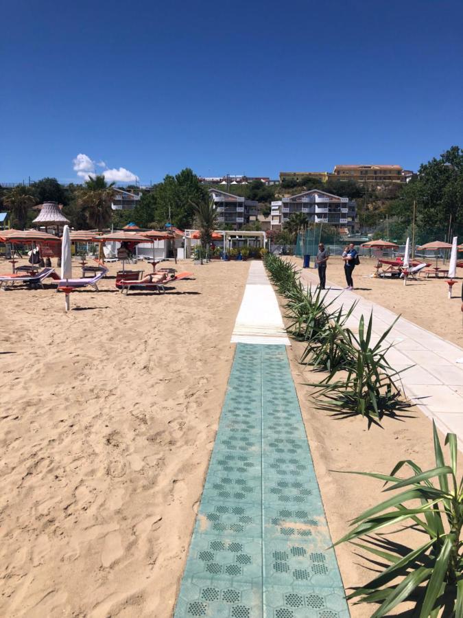 Cala Di Rio B&B 泰尔莫利 外观 照片
